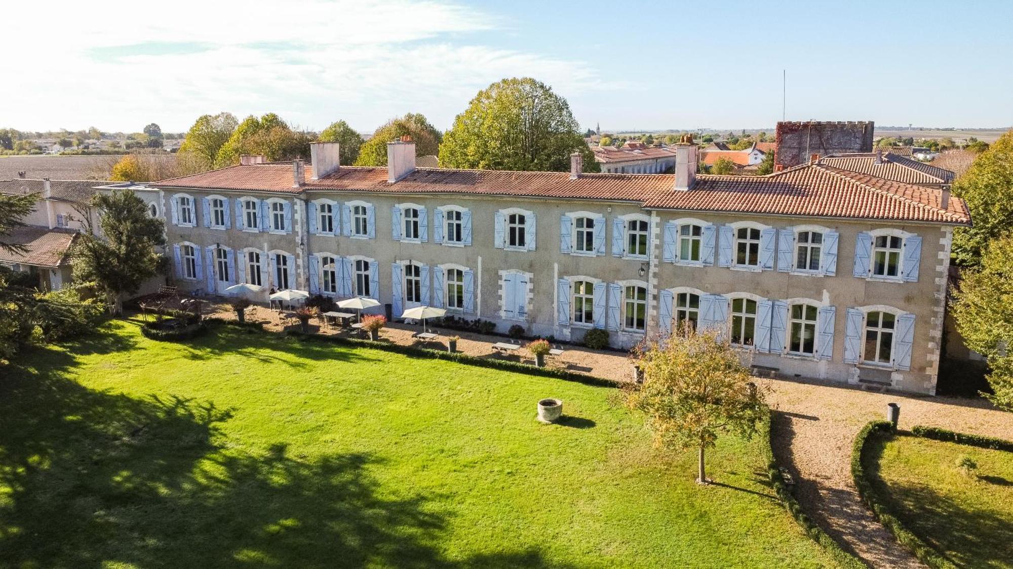 Hotel Chateau De Didonne Semussac Exterior photo